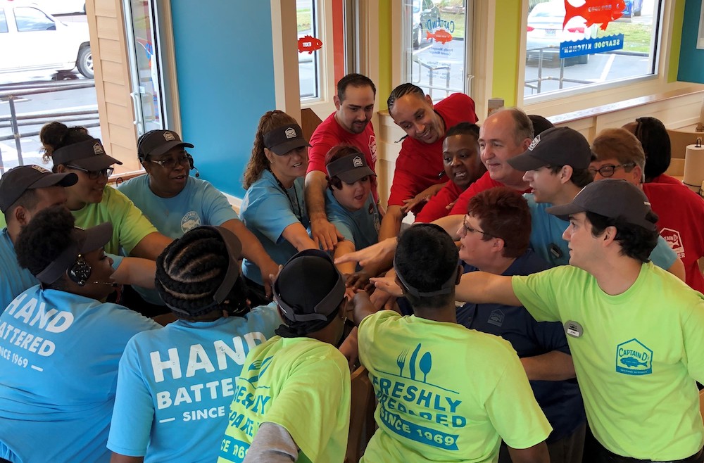 How Captain D’s Reduced Its Employee Turnover By 72 DailyPay